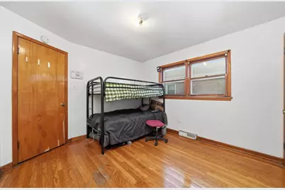 13921 S Stewart Avenue, Riverdale, IL 60827 - Photo 7