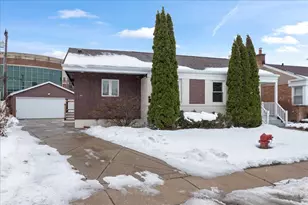 7241 N McVicker Ave, Chicago, IL 60646 - Photo 3