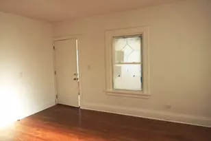 1126 N Ash St, Waukegan, IL 60085 - Photo 9