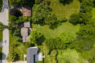 1906 N Summit St, Wheaton, IL 60187 - Photo 27