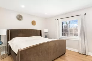 1906 N Summit St, Wheaton, IL 60187 - Photo 15