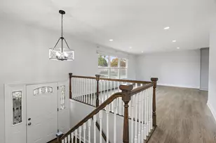 530 Ramblewood Ct, Lake Zurich, IL 60047 - Photo 3