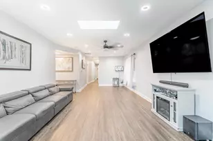 5330 W Drummond Pl, Chicago, IL 60639 - Photo 5