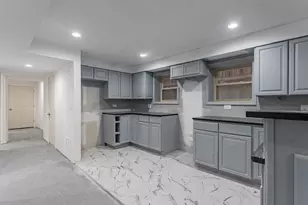 5330 W Drummond Pl, Chicago, IL 60639 - Photo 31