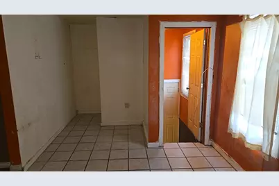 11236 S Stewart Avenue, Chicago, IL 60628 - Photo 13