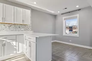 4208 Oak St, Bellwood, IL 60104 - Photo 9