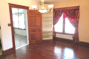 722 Richards St, Joliet, IL 60433 - Photo 7