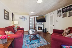 15201 Geoffrey Rd, Oak Forest, IL 60452 - Photo 3