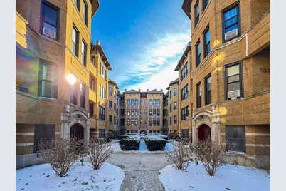 1337 W Lunt Avenue #2L, Chicago, IL 60626 - Photo 1