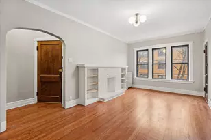 1501 W Cornelia Ave, Chicago, IL 60657 - Photo 3