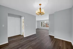 1501 Plymouth Pl, Glenview, IL 60025 - Photo 5