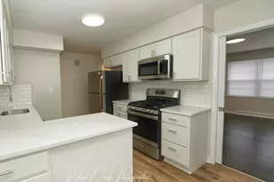 37684 N Sheridan Rd, Beach Park, IL 60087 - Photo 7