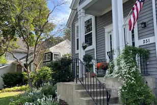 251 Arlington Ln, Grayslake, IL 60030 - Photo 25