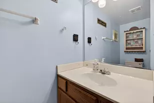 251 Arlington Ln, Grayslake, IL 60030 - Photo 17