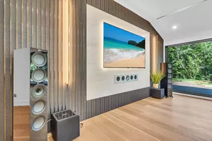 623 Echo Ln, Glenview, IL 60025 - Photo 3