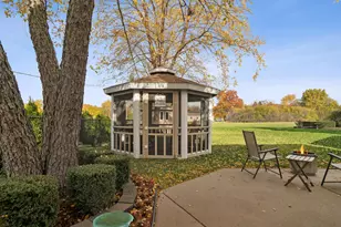 214 E Ivy Ln, Arlington Heights, IL 60004 - Photo 27