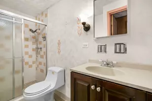 215 Dodge Ave, Evanston, IL 60202 - Photo 15