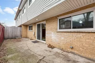 215 Dodge Ave, Evanston, IL 60202 - Photo 17