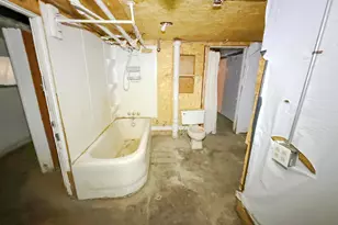 245 S 14th Ave, Maywood, IL 60153 - Photo 25