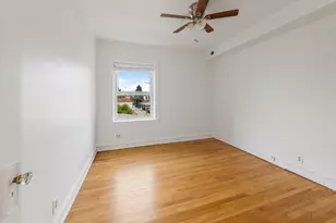 3048 W Cornelia Ave, Chicago, IL 60618 - Photo 7