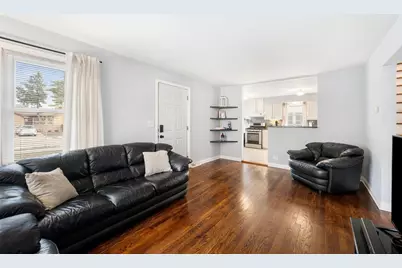 [Address not provided], Villa Park, IL 60181 - Photo 3