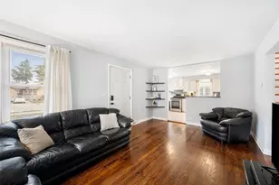 [Address not provided], Villa Park, IL 60181 - Photo 3