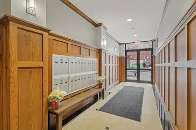 800 W Cornelia Avenue #208, Chicago, IL 60657 - Photo 17