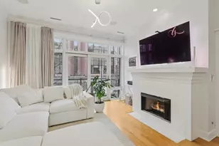 800 W Cornelia Ave, Chicago, IL 60657 - Photo 3