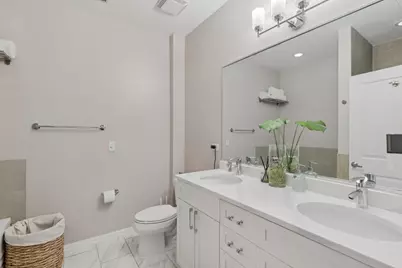 800 W Cornelia Avenue #208, Chicago, IL 60657 - Photo 11