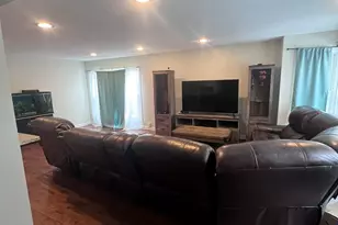 937 E 84th Pl, Chicago, IL 60619 - Photo 11