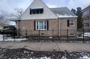 937 E 84th Pl, Chicago, IL 60619 - Photo 5