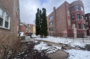 937 E 84th Pl, Chicago, IL 60619 - Photo 9