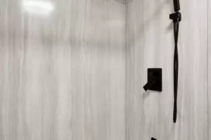 541 Charles St, Aurora, IL 60506 - Photo 9