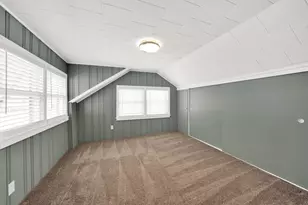 541 Charles St, Aurora, IL 60506 - Photo 23