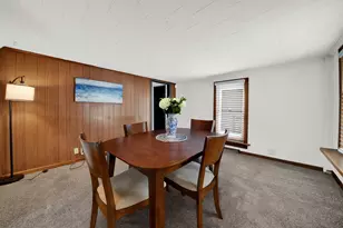 541 Charles St, Aurora, IL 60506 - Photo 11