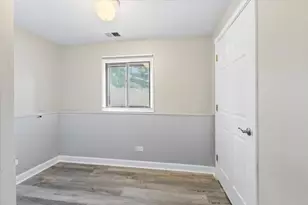 33W067 Bonnie St, Saint Charles, IL 60174 - Photo 13