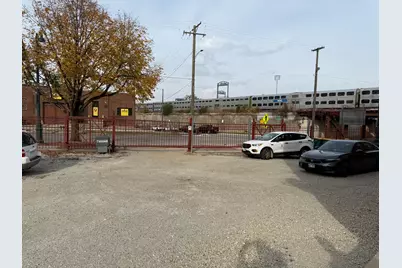 204 E Washington Street #204, Joliet, IL 60433 - Photo 9