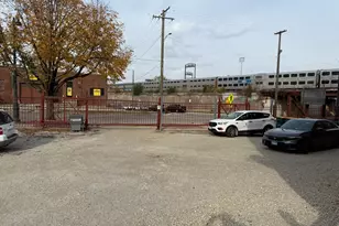 204 E Washington St, Joliet, IL 60433 - Photo 9