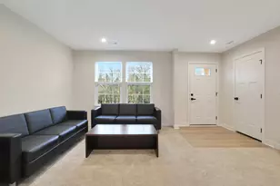 155 Canterbury Way, Lake Zurich, IL 60047 - Photo 3