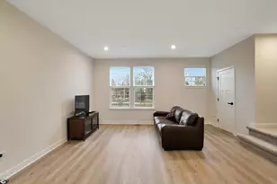 155 Canterbury Way, Lake Zurich, IL 60047 - Photo 5