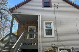 8647 S Saginaw Ave, Chicago, IL 60617 - Photo 3