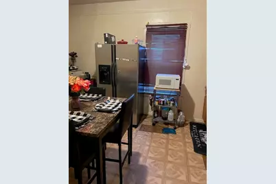 8647 S Saginaw Avenue, Chicago, IL 60617 - Photo 7