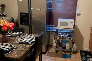 8647 S Saginaw Ave, Chicago, IL 60617 - Photo 7