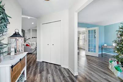 1420 E Cap Circle, Bourbonnais, IL 60914 - Photo 3