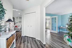 1420 E Cap Cir, Bourbonnais, IL 60914 - Photo 3