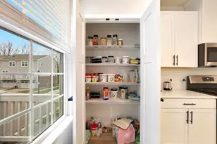 155 Canterbury Way, Lake Zurich, IL 60047 - Photo 7