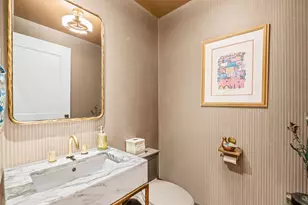 333 N Canal St, Chicago, IL 60606 - Photo 23