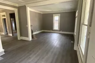 437 Powers Ln, Decatur, IL 62522 - Photo 7