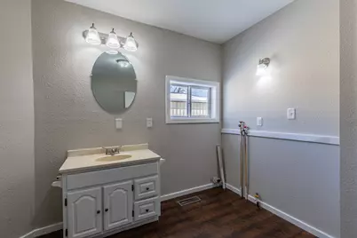 522 E 5th Street, Kewanee, IL 61443 - Photo 11