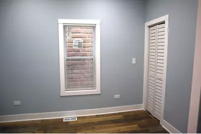 9138 S Essex Avenue, Chicago, IL 60617 - Photo 7